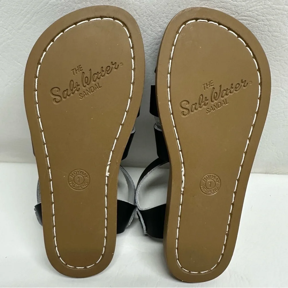 Salt water original Black Kids Sandals size 1
